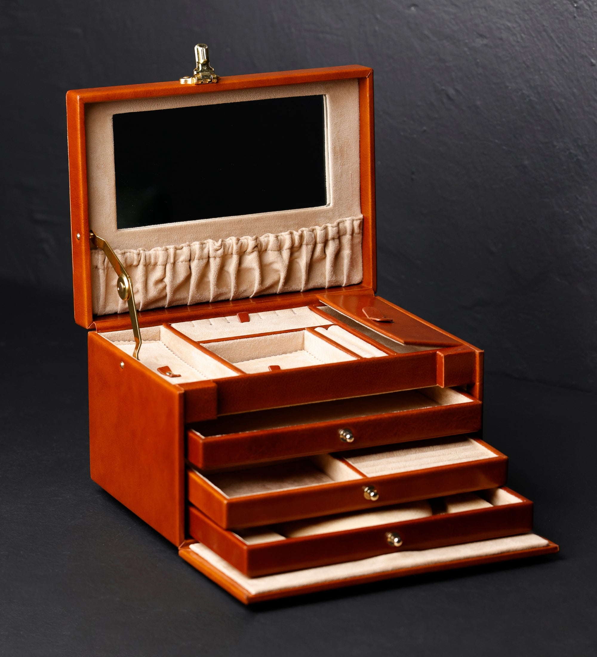 Large Leather Jewelry Box for Women - The Portrait of a Lady