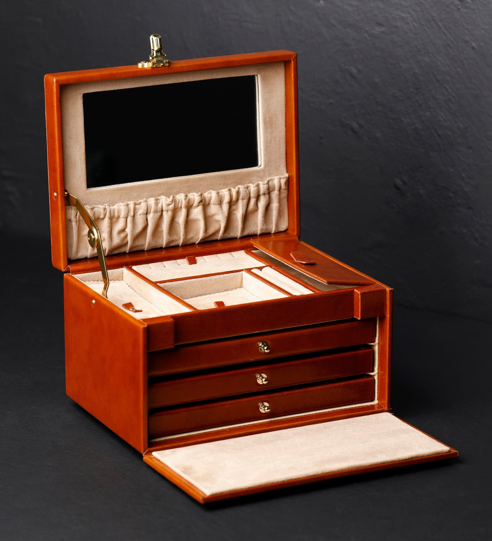 Large Leather Jewelry Box for Women - The Portrait of a Lady