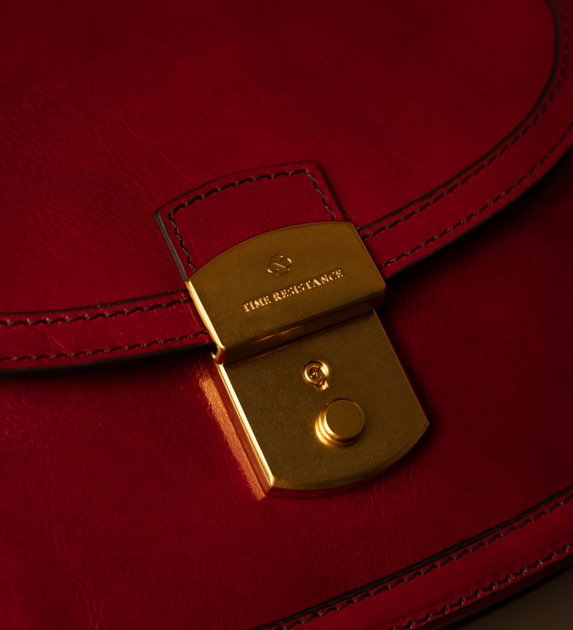 Womens Leather Saddle Bag - Secrets