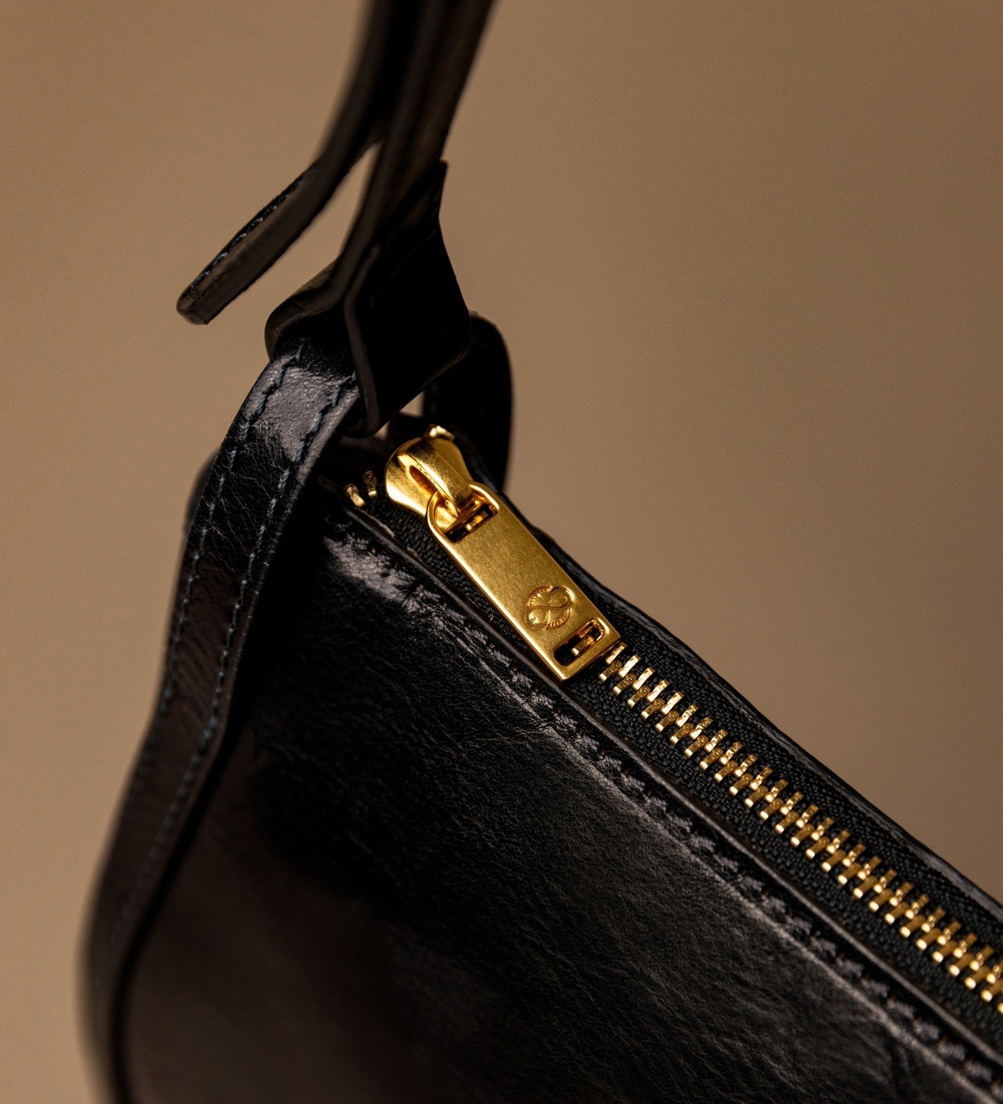 Leather Hobo Bag for Women - La Noia