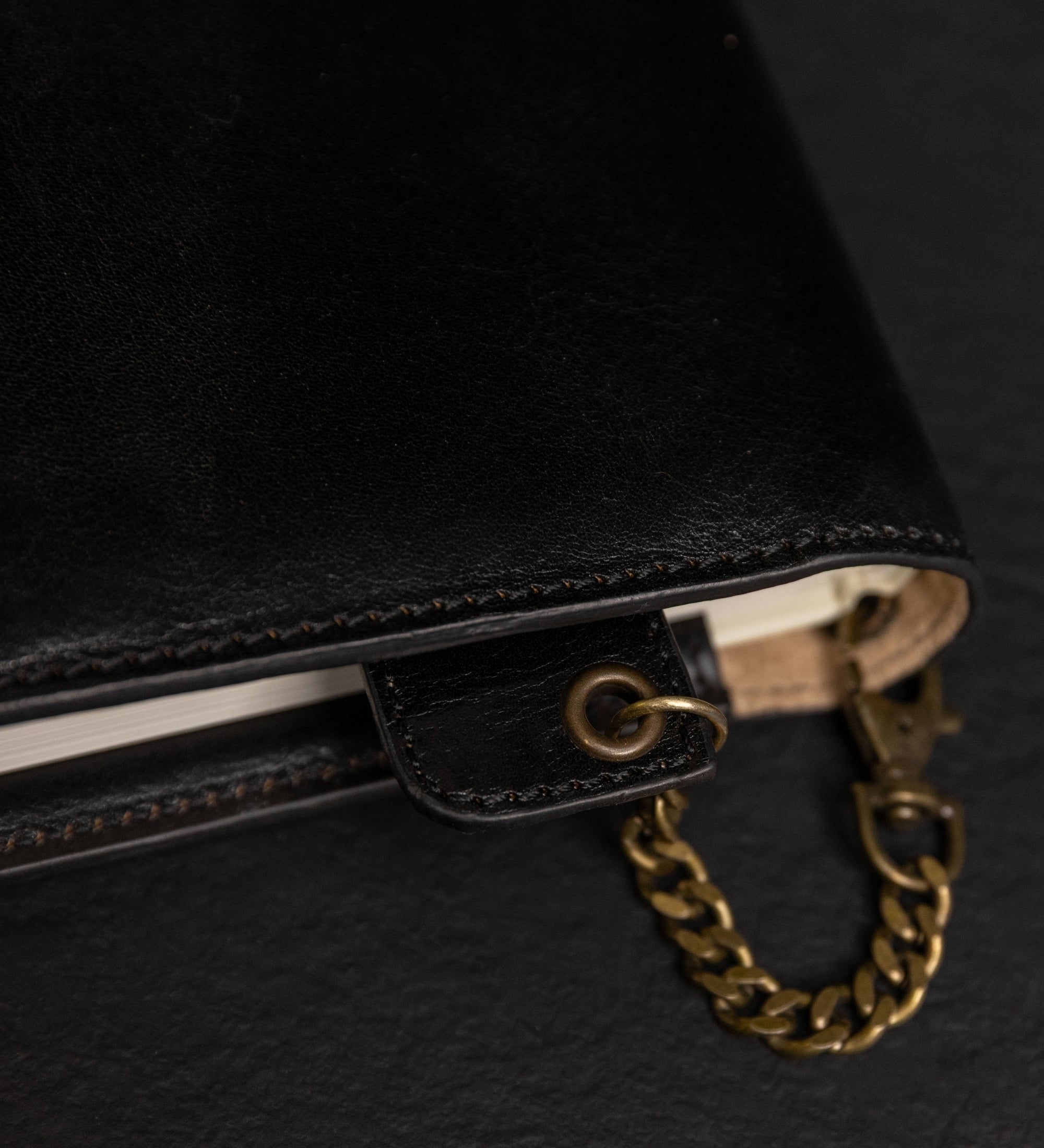 Leather Journal with Refillable A5 Notepad - The Diary of a Nobody