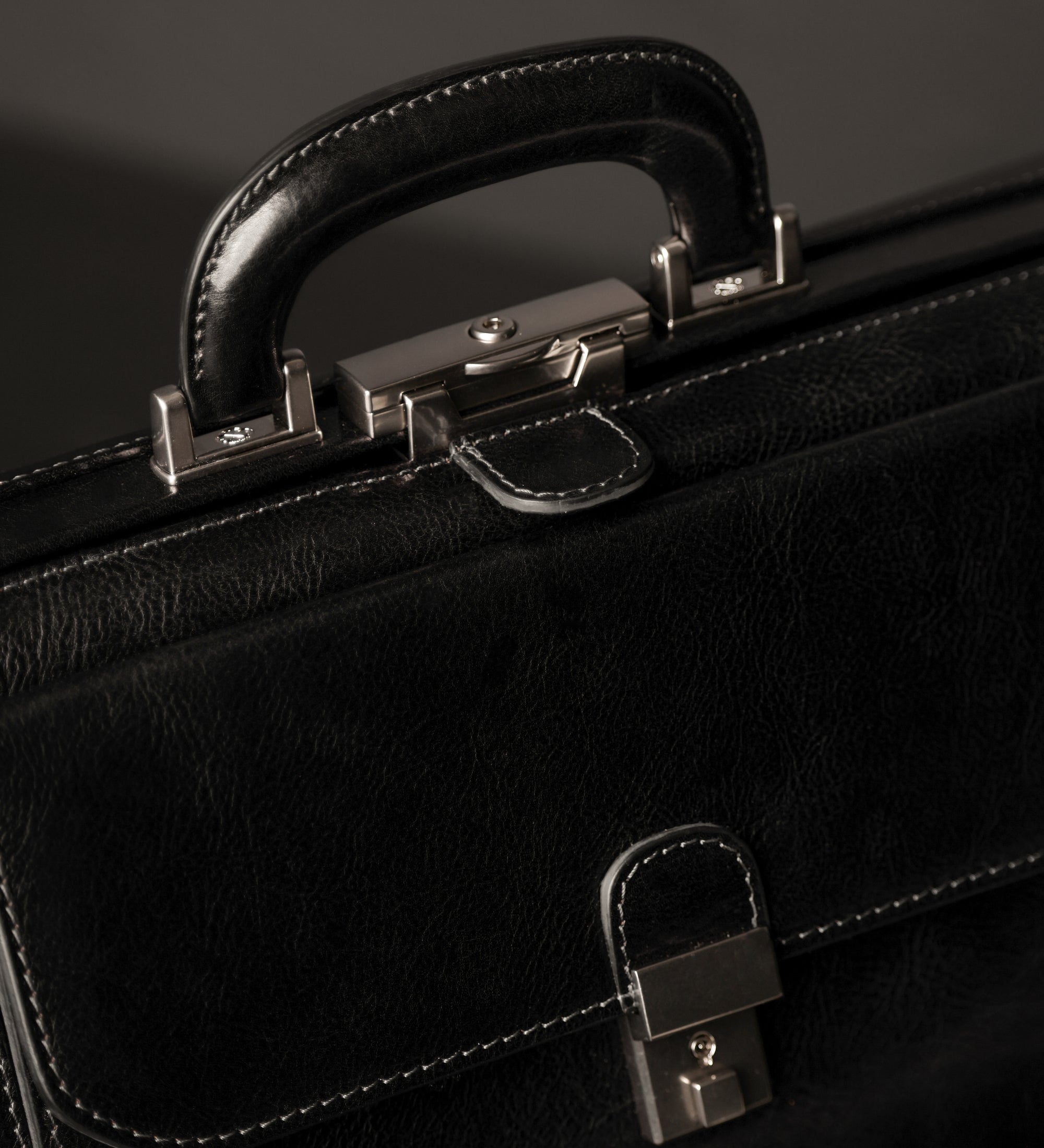 Large Italian Leather Doctor Bag - Hamlet